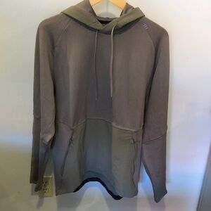 Men’s Lululemon Gray Hooded Pullover - Size M